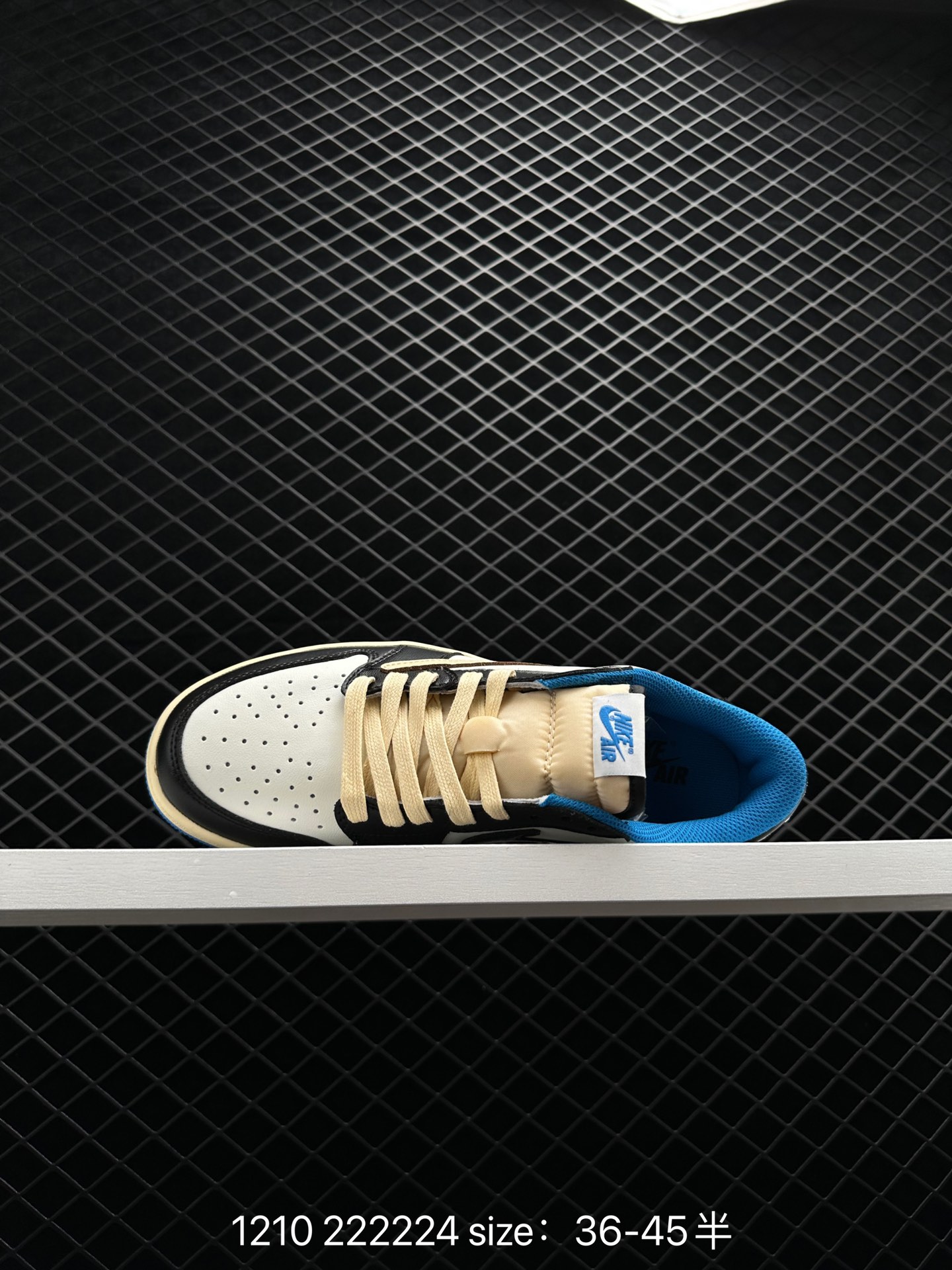 Travis Scott x Air Jordan 1 